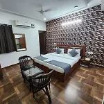 Hotel Grand King Plaza